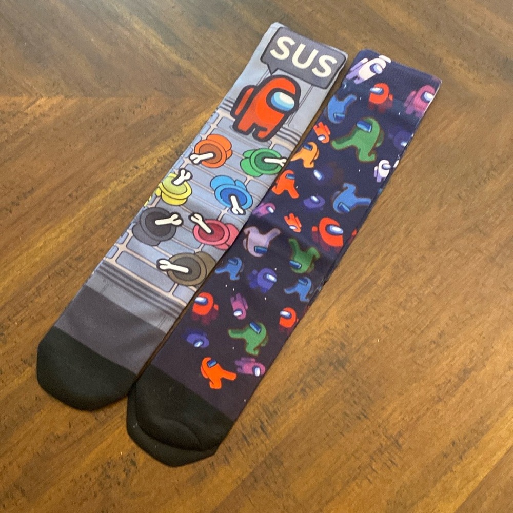 Among us SUS socks 2 pairs. New in packaging.
Unisex. See measurements on pics.